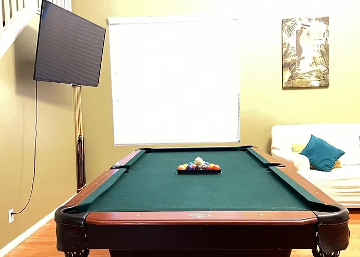 Grand Home With Pool