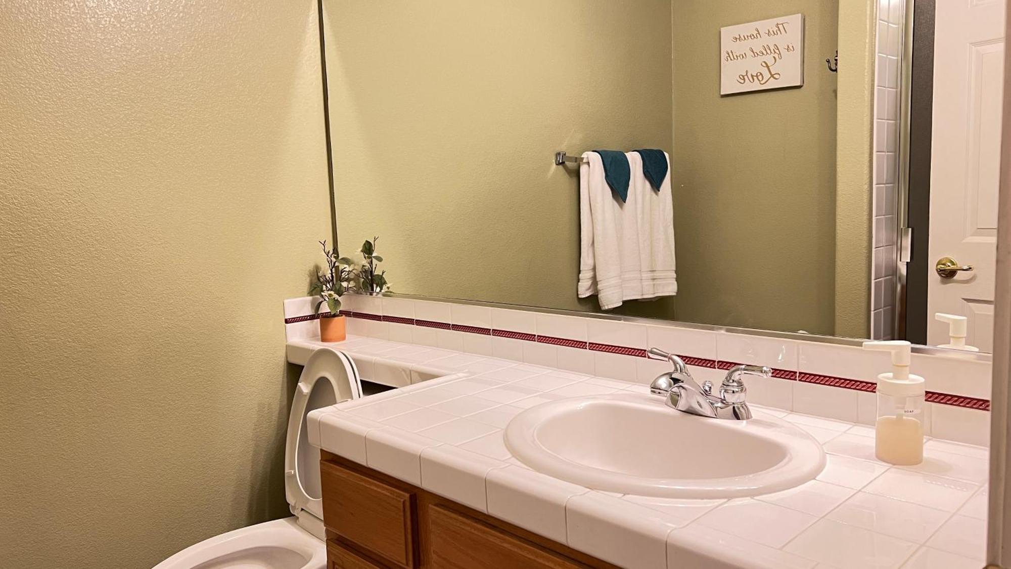Grand Sleeps 16ppl Holiday home