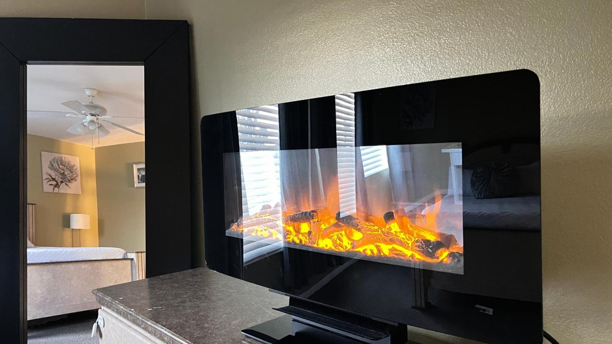 Grand Sleeps 16ppl Holiday home